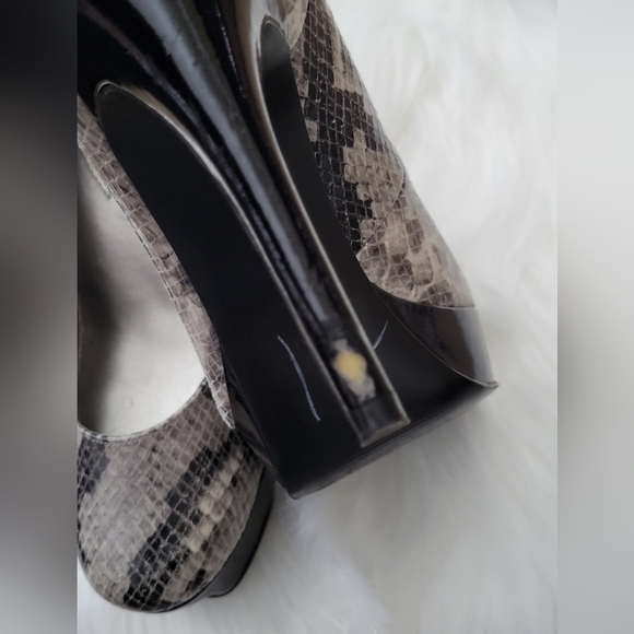 Guess Gwynn Snake Print Platform Heels - Picture 7 of 8